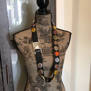 Little Earth Soda POP Top belt. Size Large